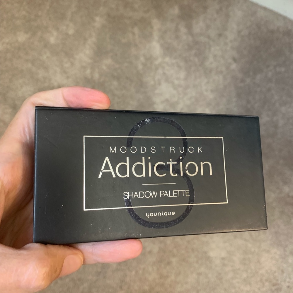 Younique Addiction 3 Palette
